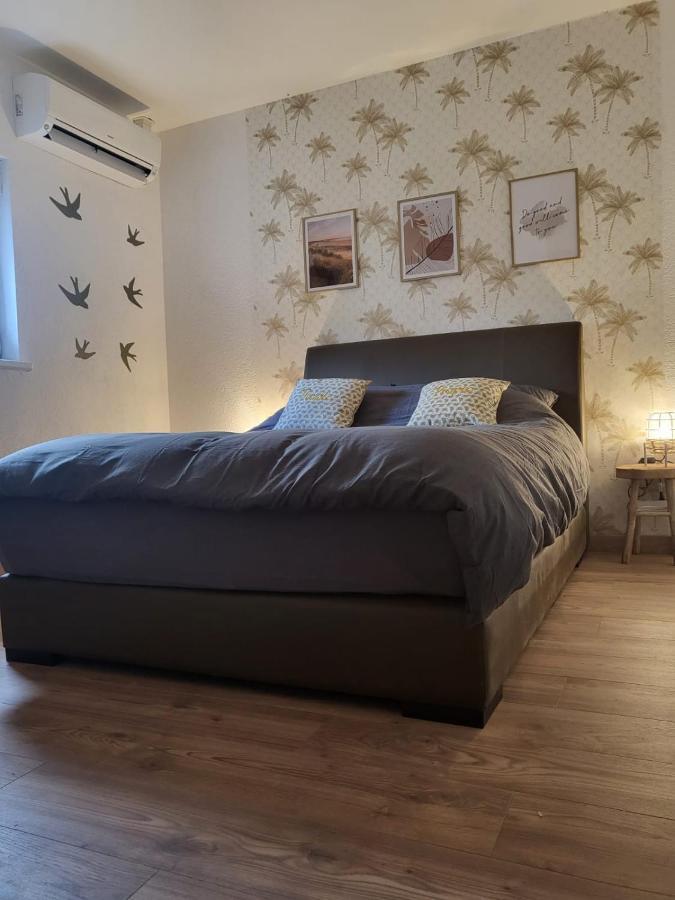Chambre Climatisee Et Cosy Auberge Du Manala Hotel 24 24 سا لووي المظهر الخارجي الصورة