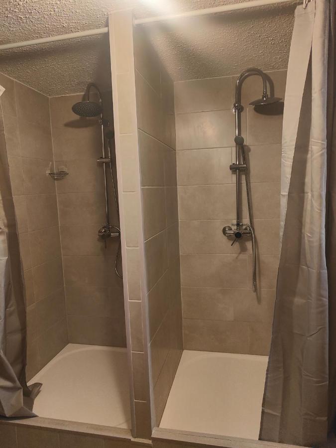 Chambre Climatisee Et Cosy Auberge Du Manala Hotel 24 24 سا لووي المظهر الخارجي الصورة